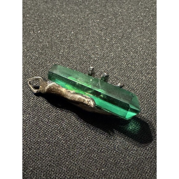 925 Tested Hand Holding Crystal Pendant - Picture 4 of 5